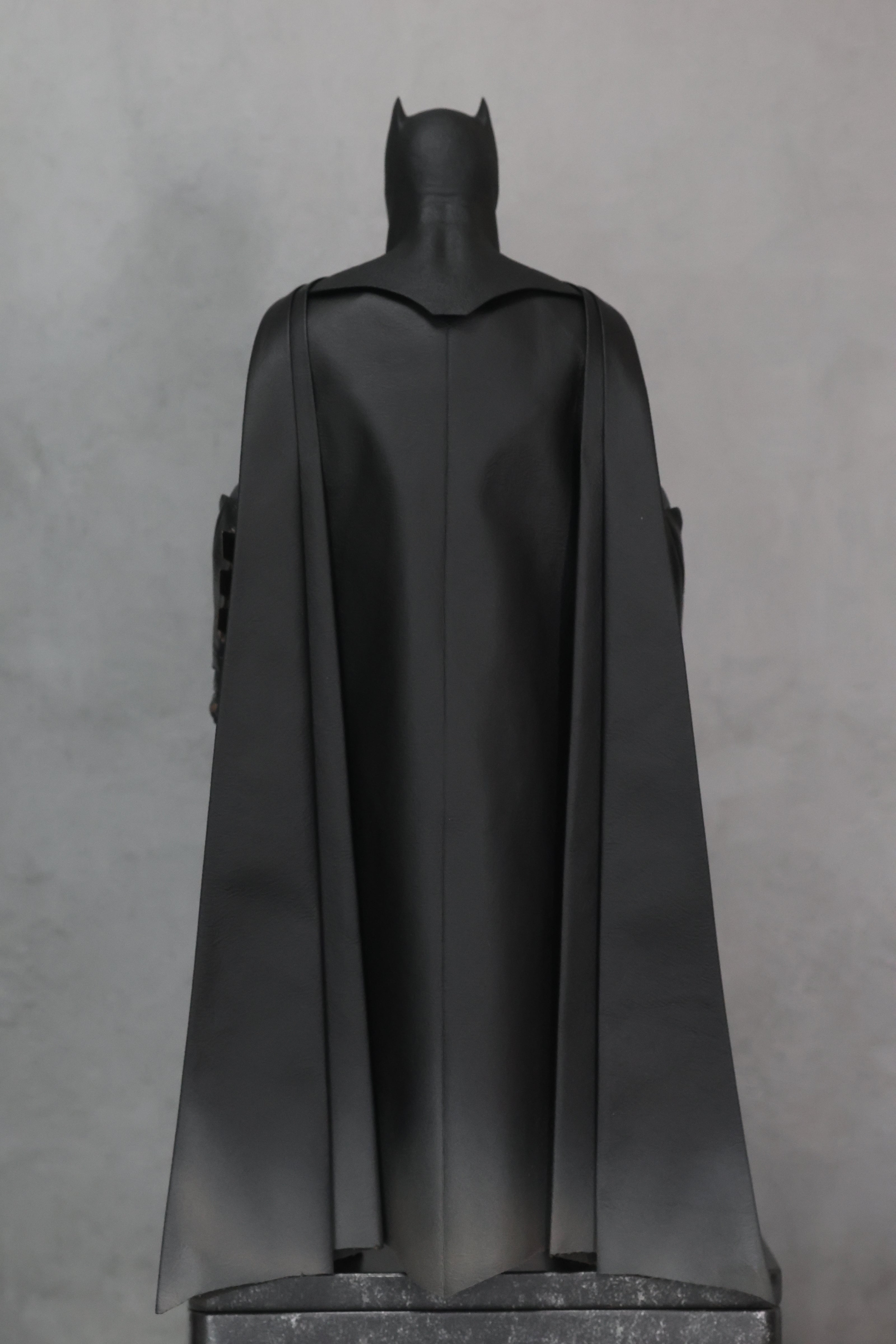 (In Stock) E Studios Evans Hot Toys Batman Drape Cape