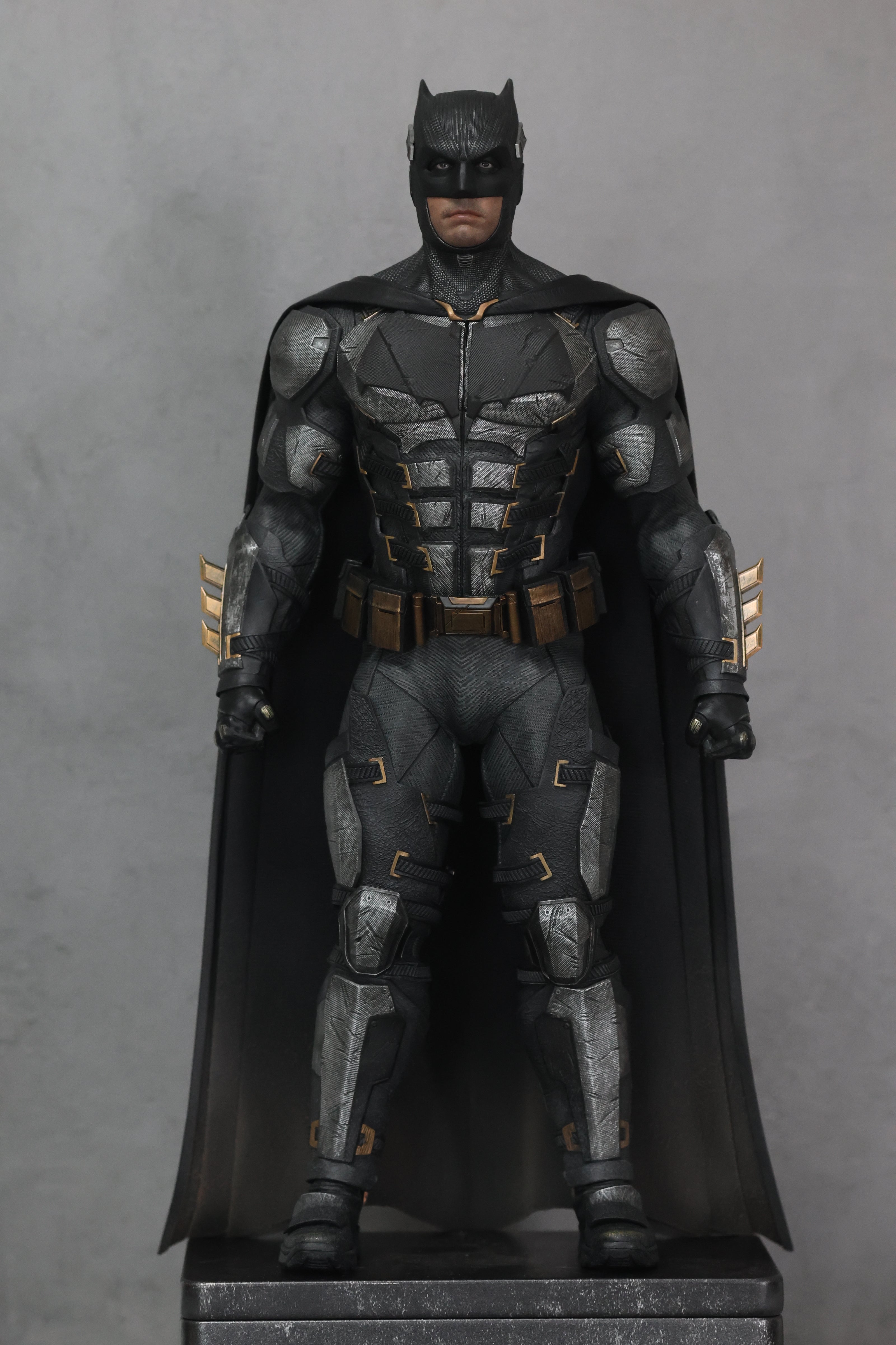 (In Stock) E Studios Evans Hot Toys Batman Drape Cape